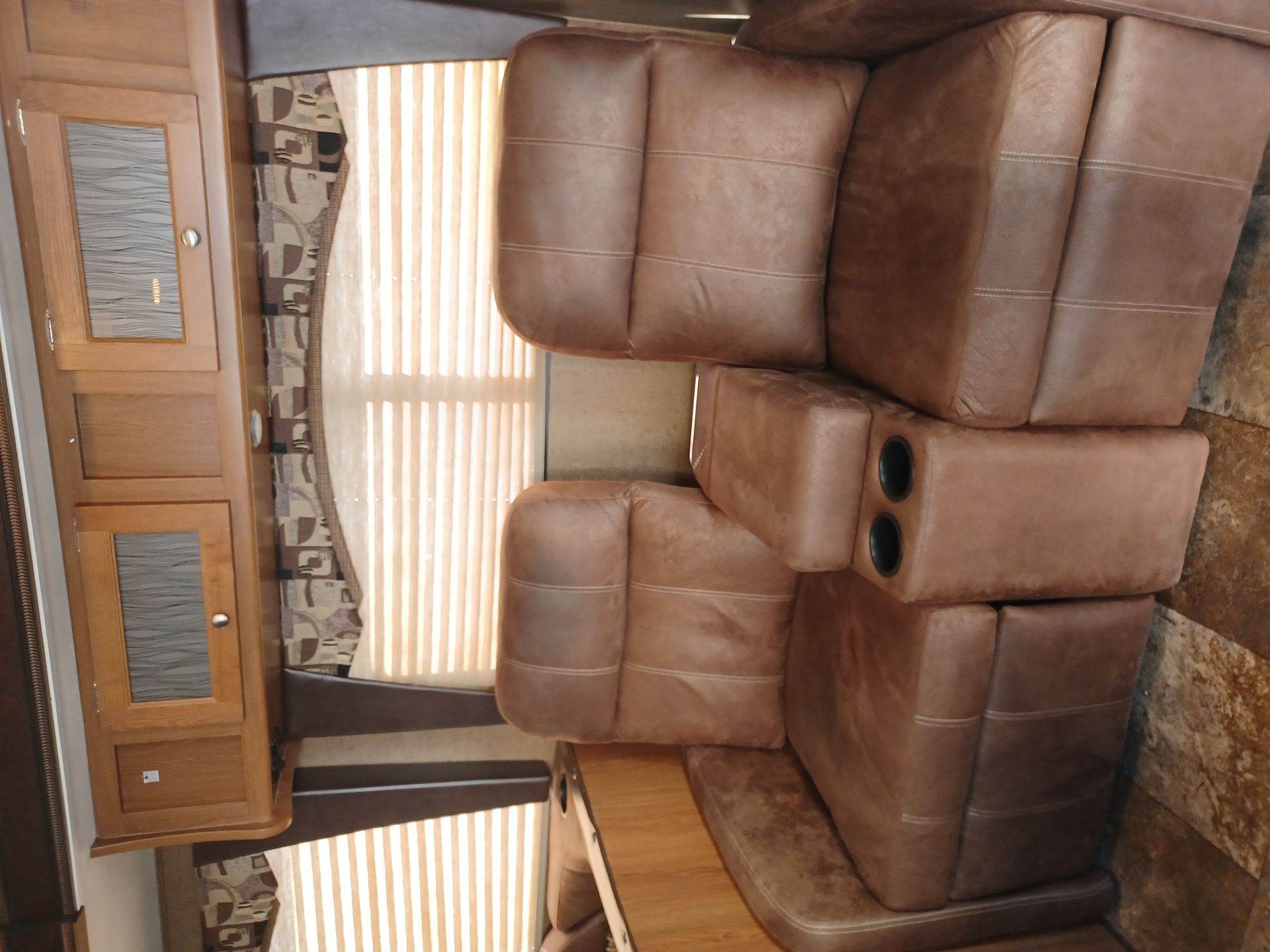 Photo 1 - 2016 Leprechaun Class C Motorhome rental photo 8