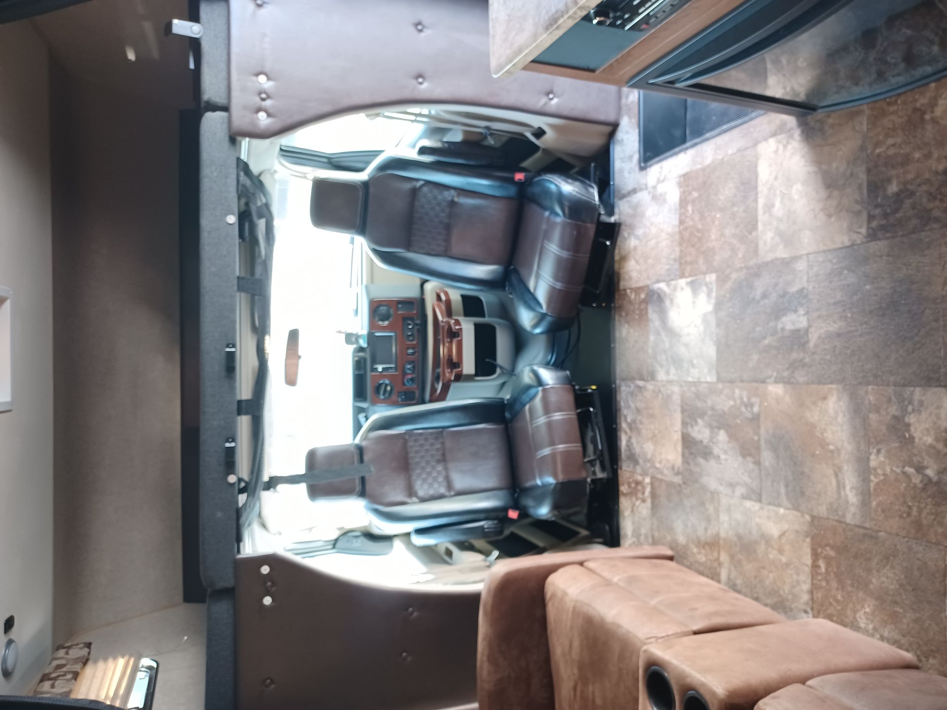 Photo 3 - 2016 Leprechaun Class C Motorhome rental photo 11
