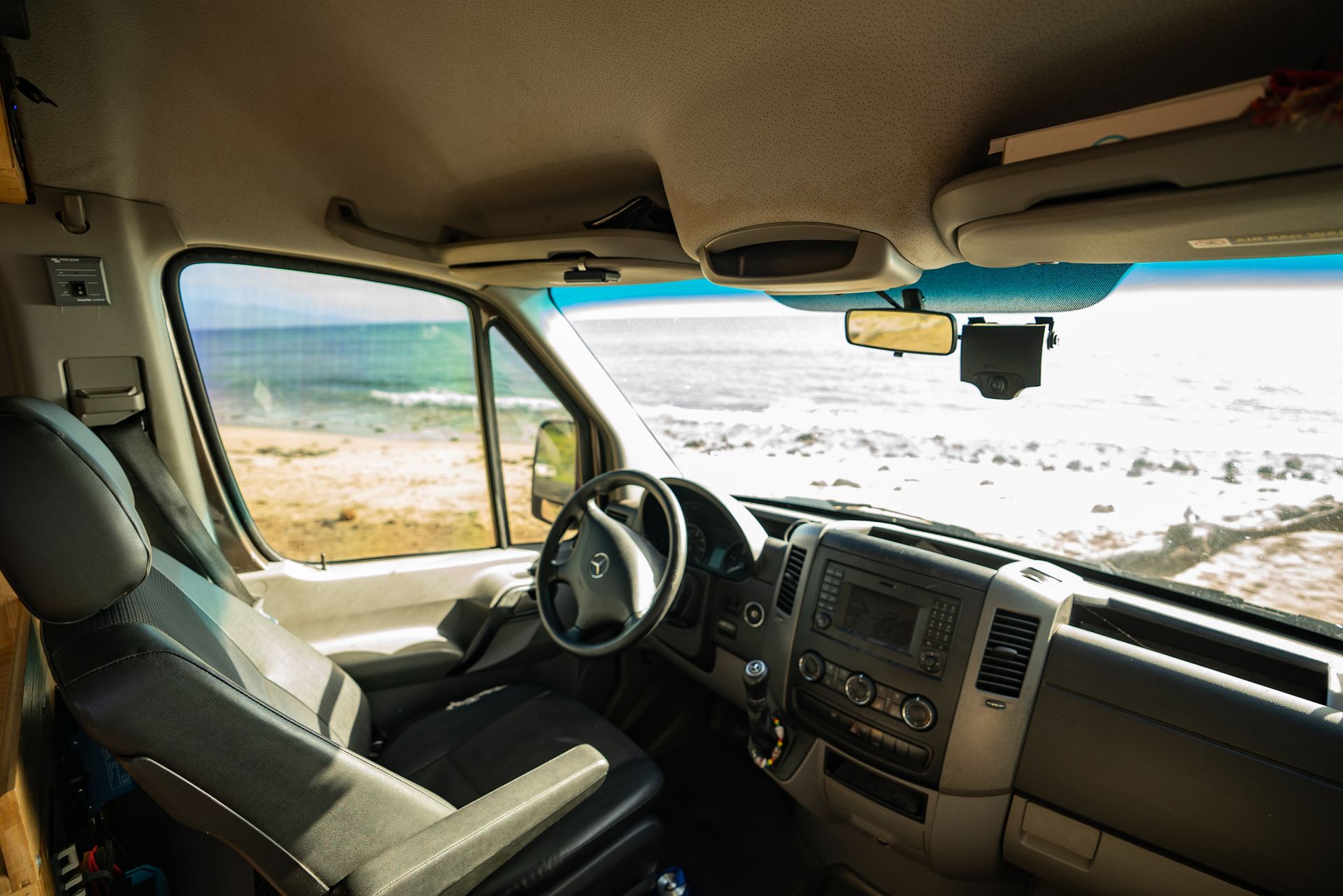 Photo 1 - 2015 Mercedes-Benz Other rental photo 13