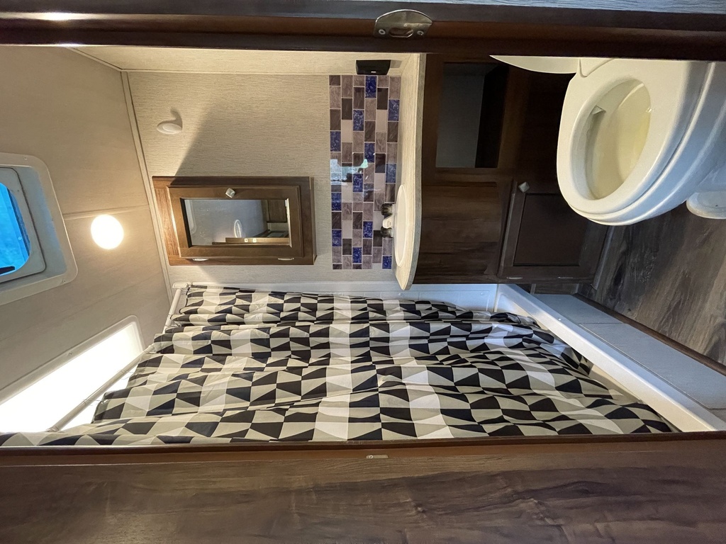 Photo 5 - 2019 Heartland Rv Travel Trailer rental photo 7