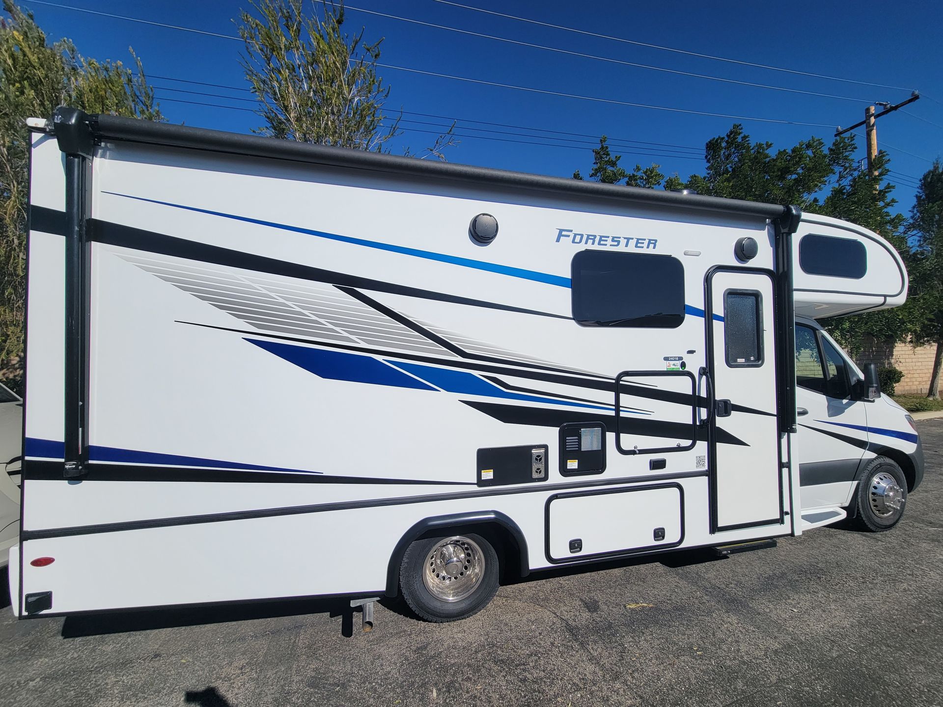 Photo 0 - 2023 Forest River Class C Motorhome rental photo 10