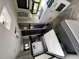 Photo 2 thumbnail 11