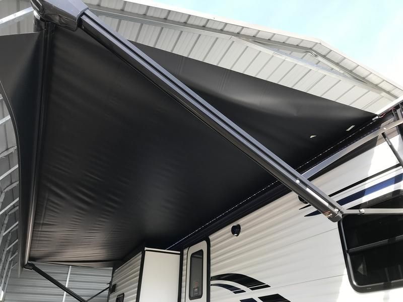 Photo 3 - 2022 Palomino Travel Trailer rental photo 4