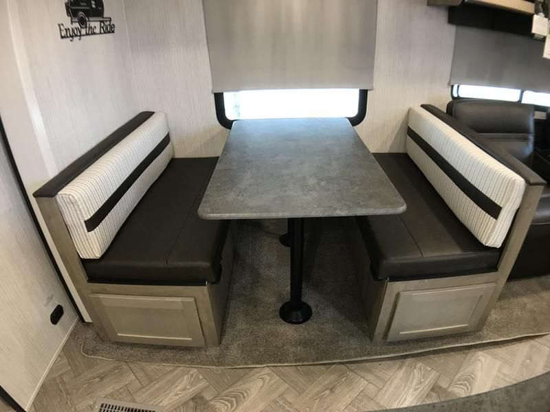 Photo 5 - 2022 Palomino Travel Trailer rental photo 12