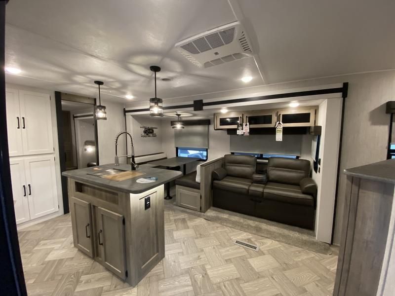 Photo 2 - 2022 Palomino Travel Trailer rental photo 8