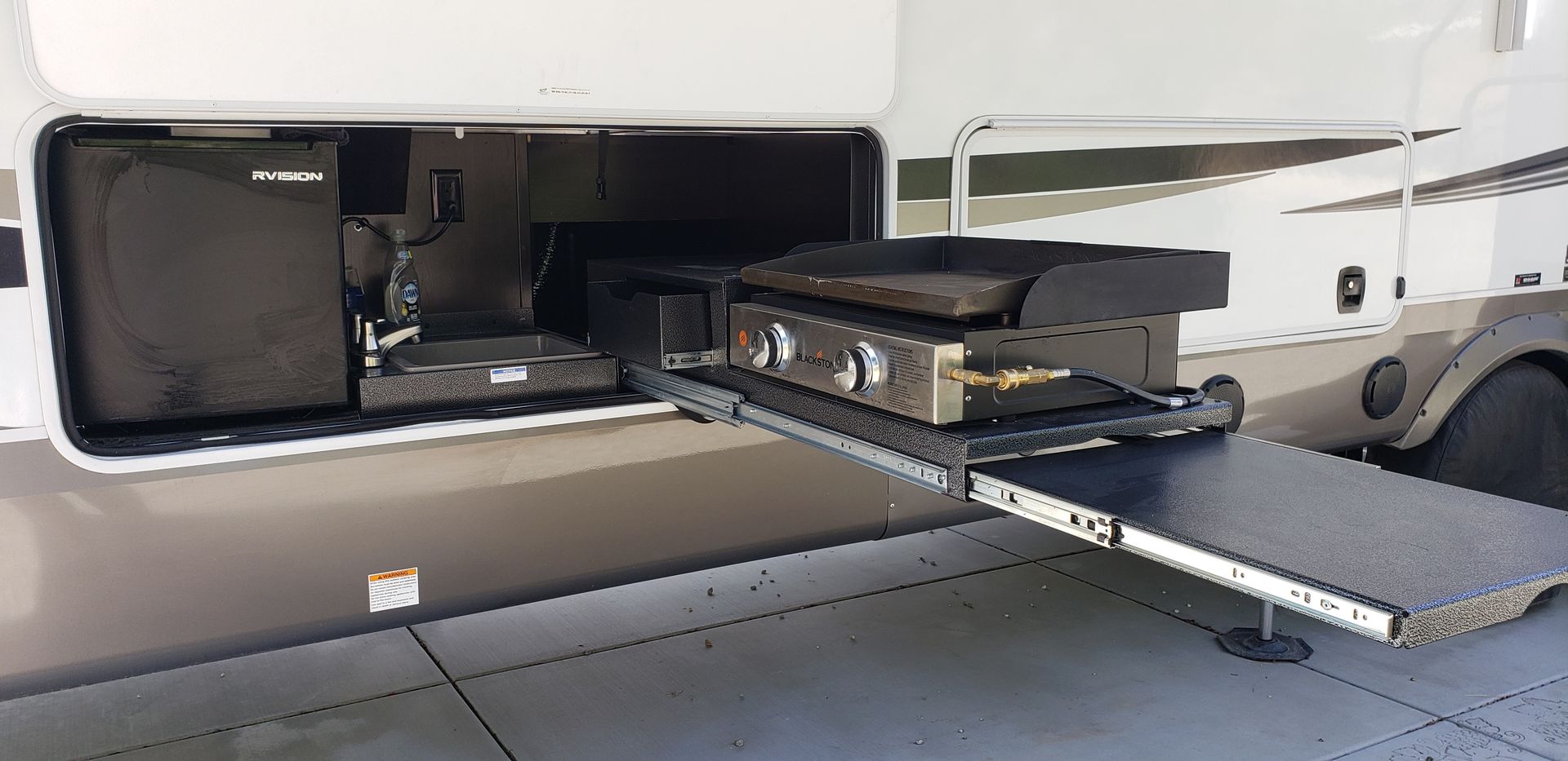 Photo 12 - 2021 Jayco Fifth Wheel rental photo 9