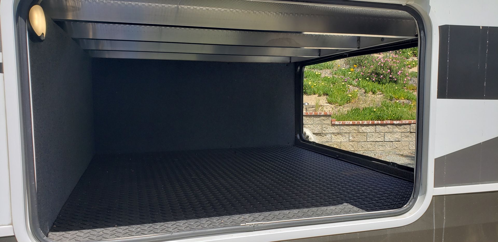 Photo 13 - 2021 Jayco Fifth Wheel rental photo 10