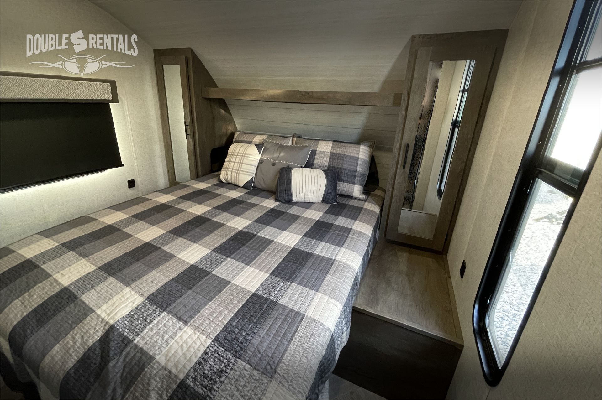 Photo 1 - 2020 Forest River Travel Trailer rental photo 6