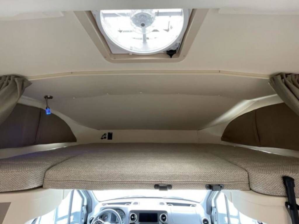 Photo 1 - 2022 Winnebago Class C Motorhome rental photo 3