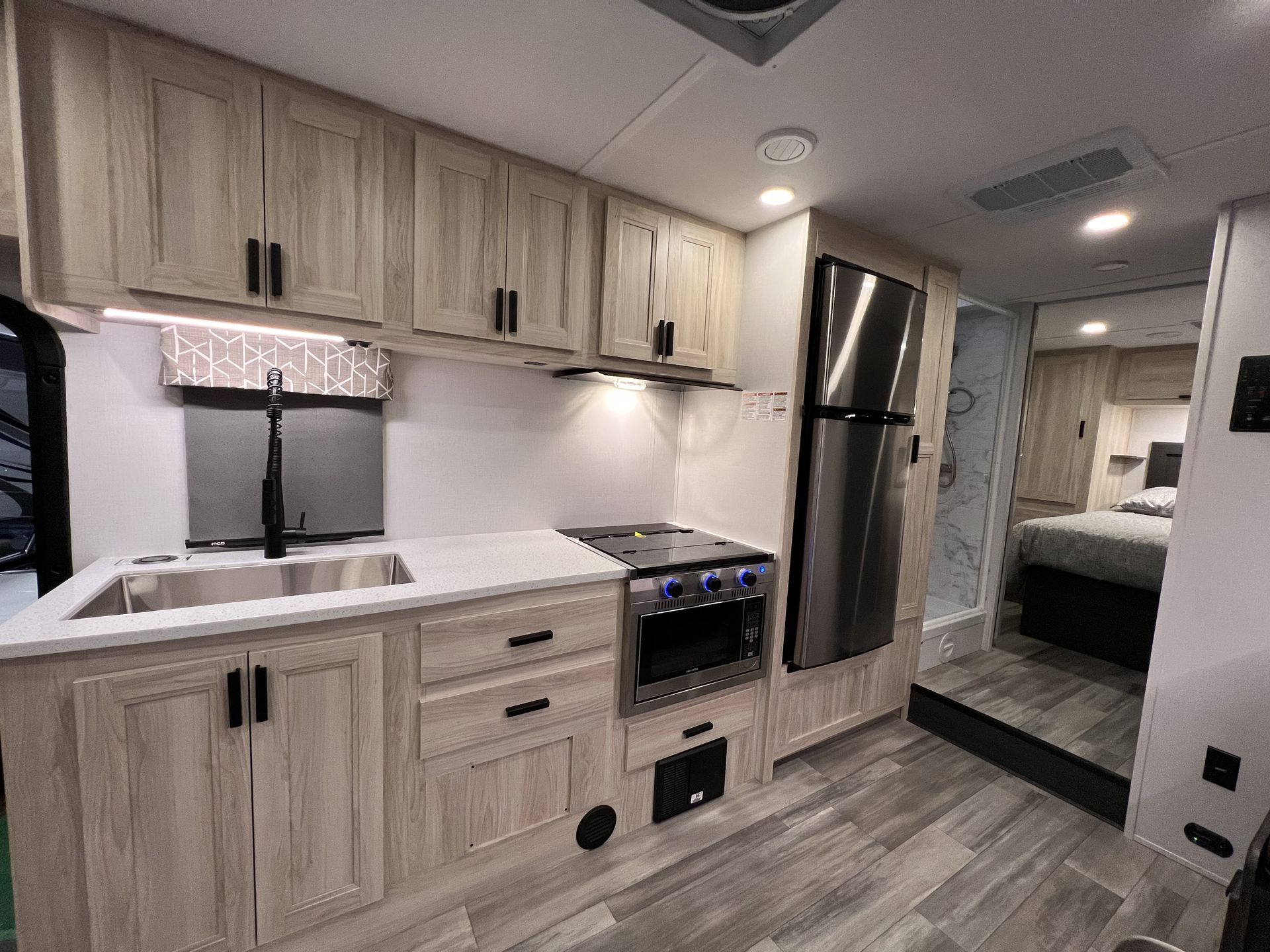Photo 4 - 2024 Forest River Class C Motorhome rental photo 11