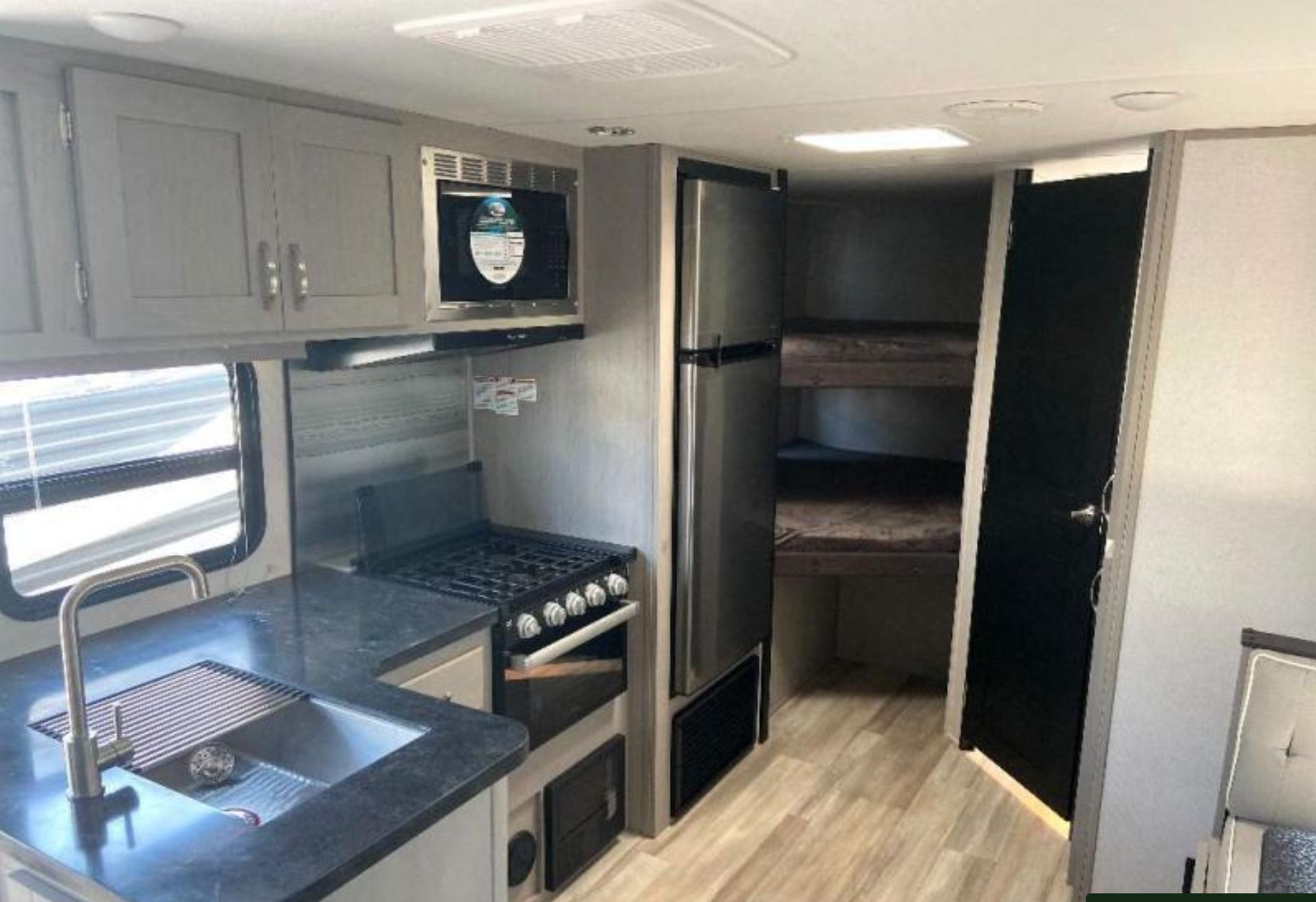 Photo 4 - 2022 Prime Time Travel Trailer rental photo 12