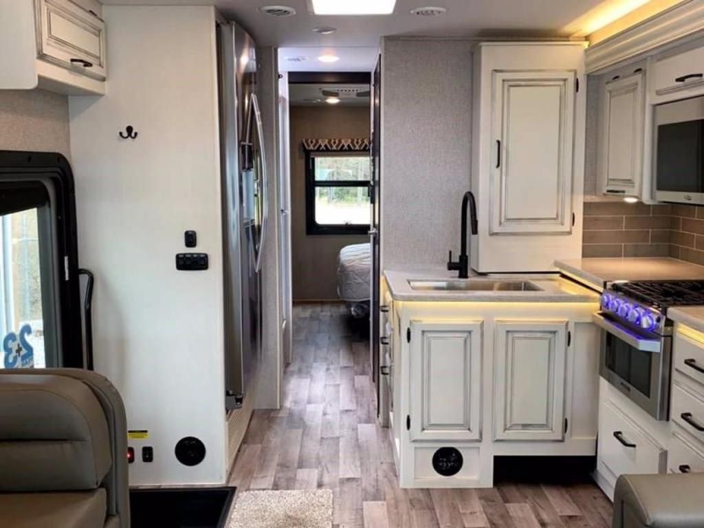 Photo 0 - 2020 Jayco Class A Motorhome rental photo 7