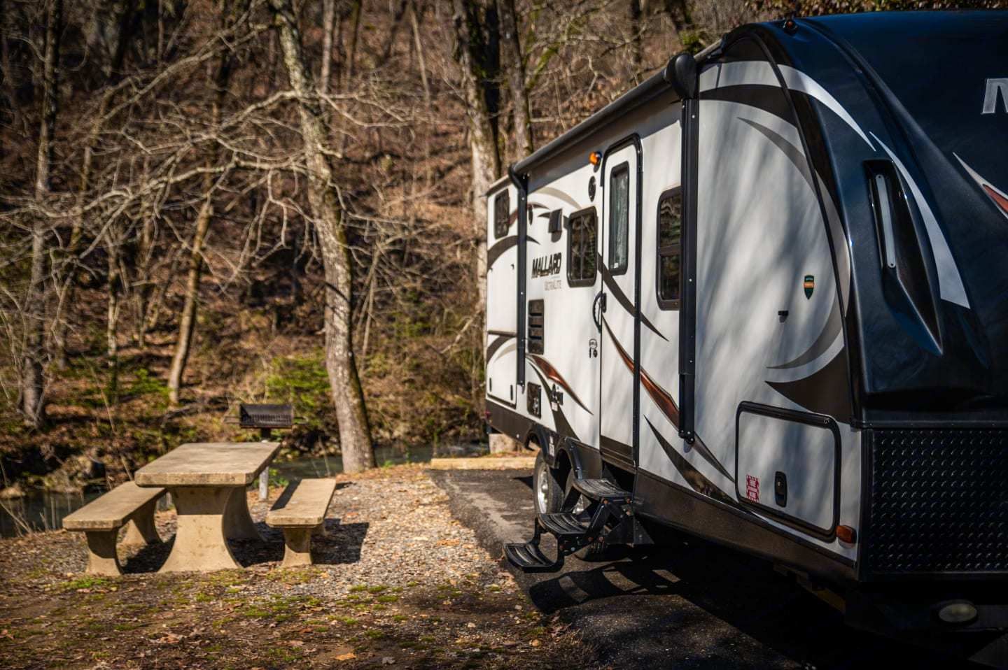 Photo 2 - 2018 HEART LAND Travel Trailer rental photo 4
