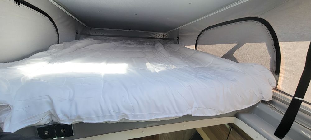 Photo 16 - 2023 Thor Motor Coach Class B Motorhome rental photo 17