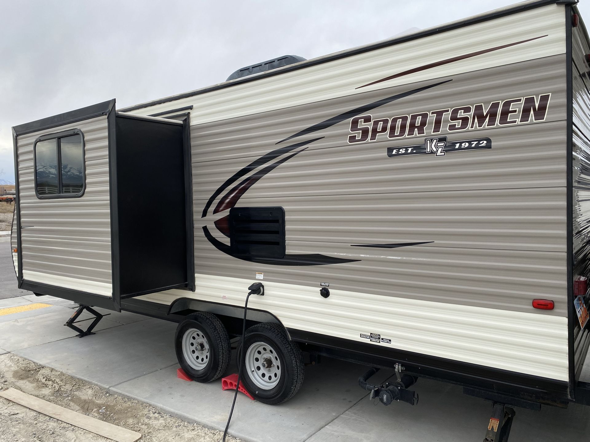 Photo 3 - 2017 Kz Travel Trailer rental photo 13