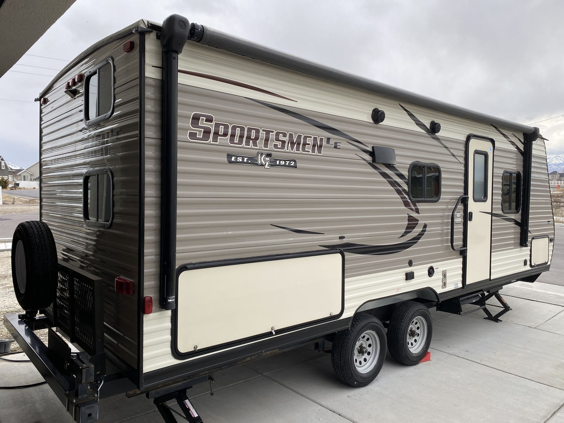 Photo 3 - 2017 Kz Travel Trailer rental photo 17