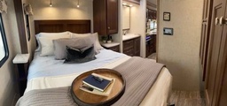 Photo 0 thumbnail 2