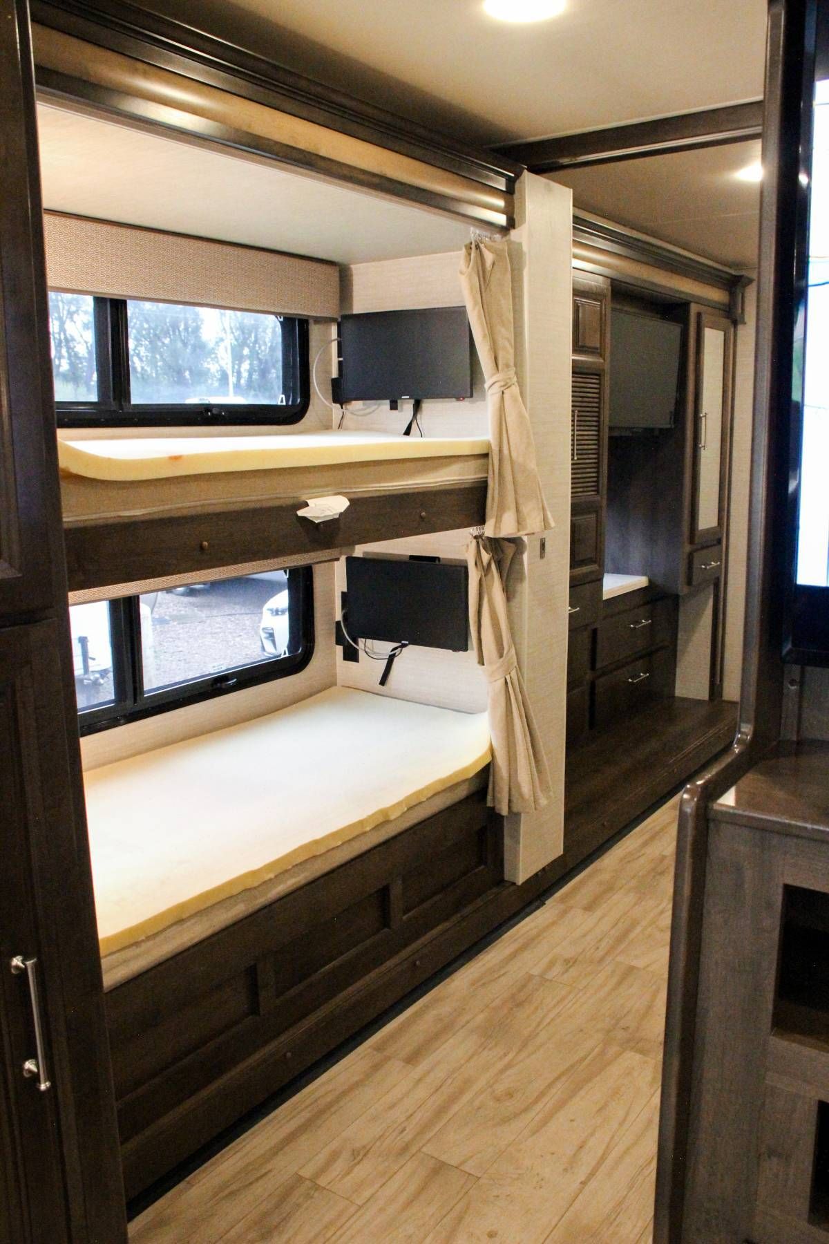 Photo 1 - 2019 Entegra Coach Class A Motorhome rental photo 18