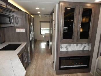 Photo 1 - 2020 Winnebago Class C Motorhome rental photo 3