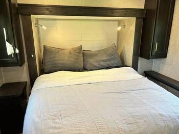 2020 Winnebago VITA 24F Class C Motorhome for rent in Chicago, IL