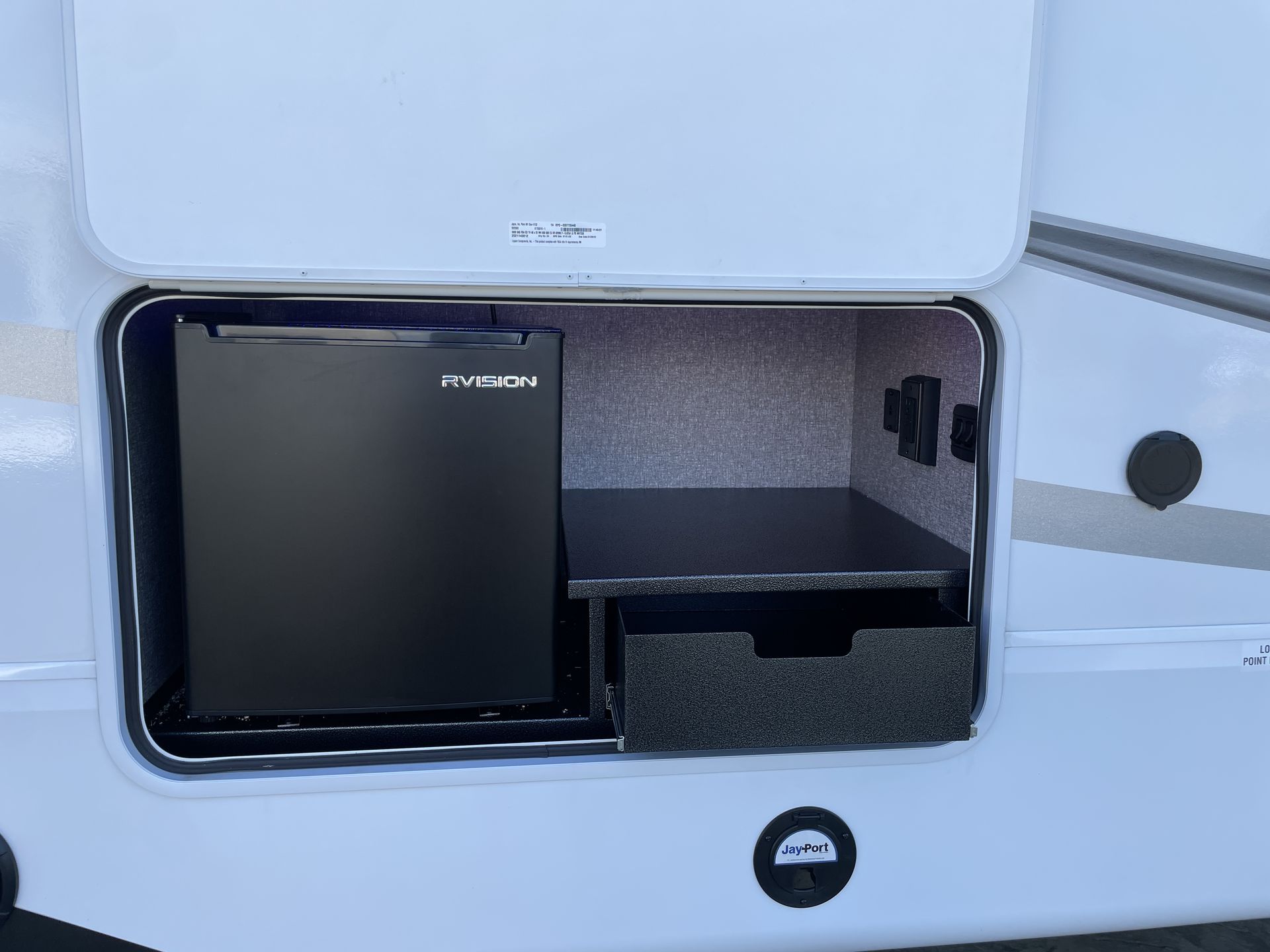 Photo 22 - 2022 Jayco Fifth Wheel rental photo 25