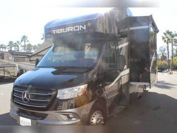 Photo 1 - 2020 Thor Motor Coach Class C Motorhome rental photo 5