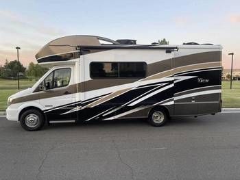 Photo 2 - 2020 Winnebago Class C Motorhome rental photo 8