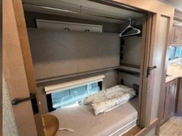 Photo 1 thumbnail 9