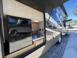 Photo 1 thumbnail 12