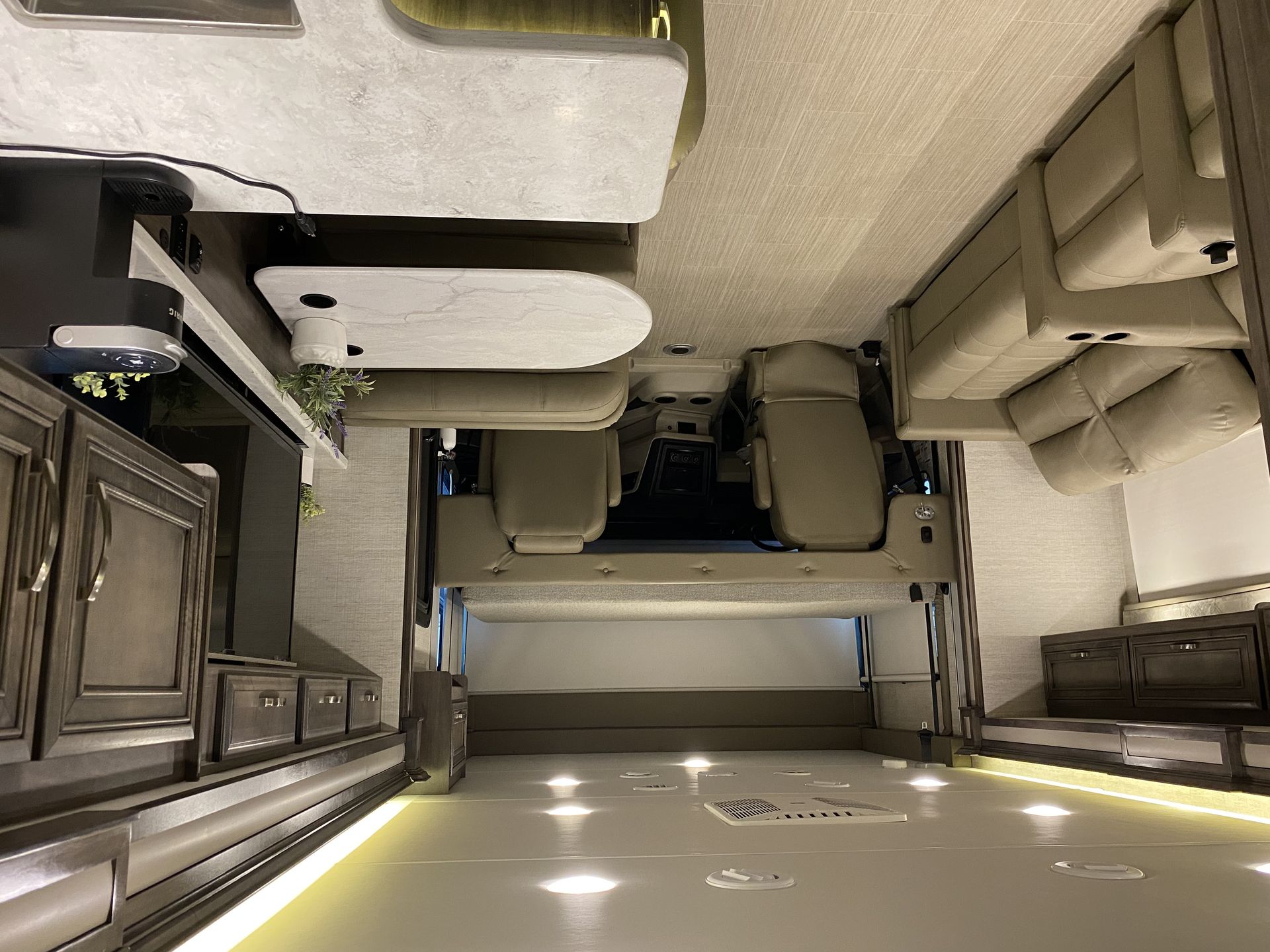 Photo 10 - 2022 Jayco Class A Motorhome rental photo 12