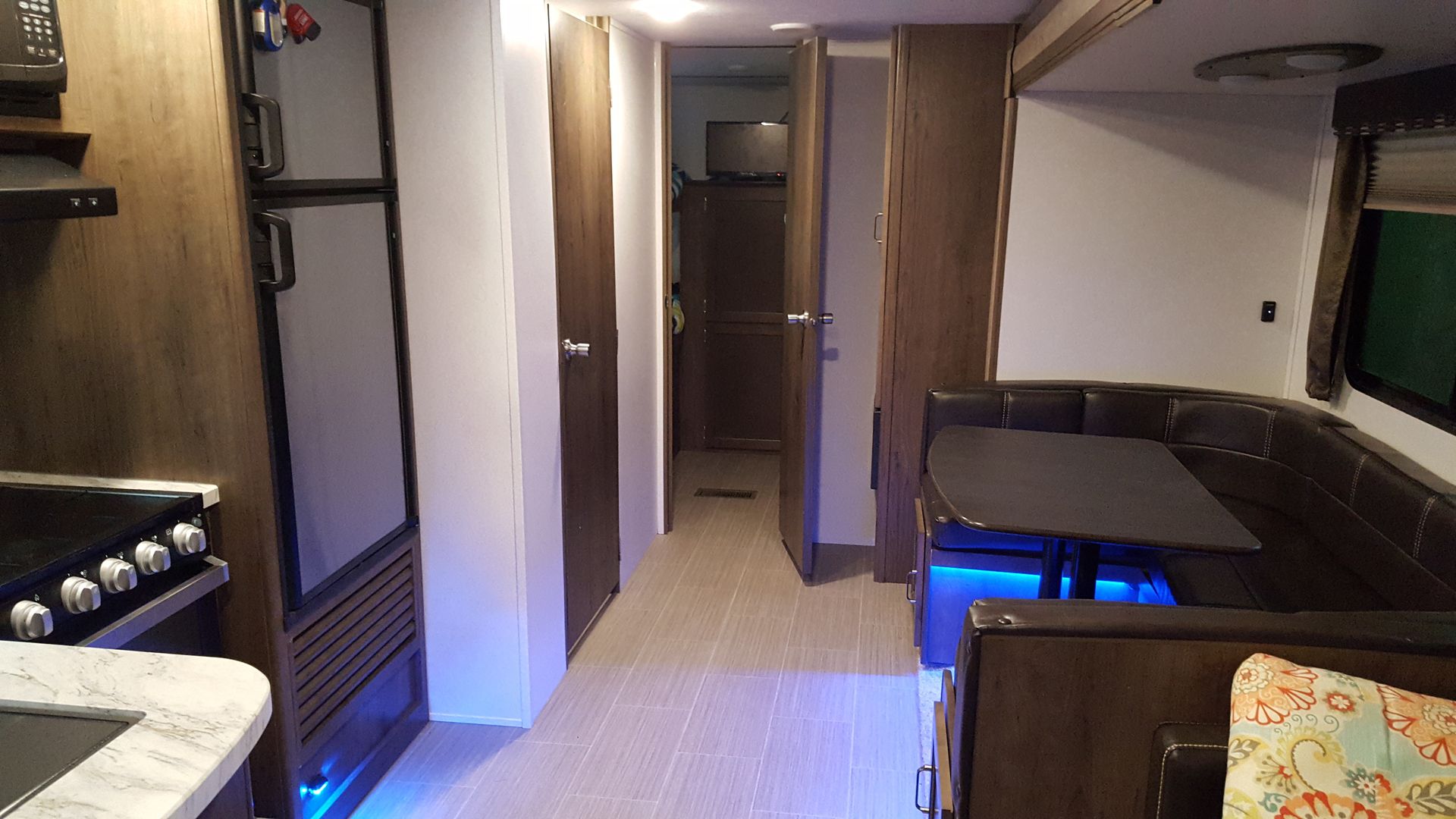 Photo 0 - 2019 Keystone Rv Travel Trailer rental photo 11
