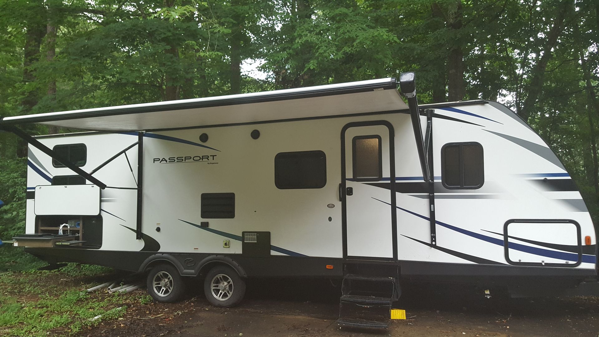 Photo 0 - 2019 Keystone Rv Travel Trailer rental photo 13