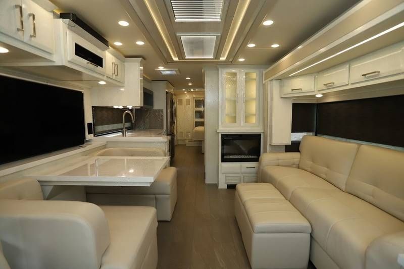 Photo 1 - 2022 Newmar Class A Motorhome rental photo 11