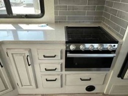 Photo 1 thumbnail 7