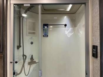Photo 1 - 2020 Tiffin Class A Motorhome rental photo 4