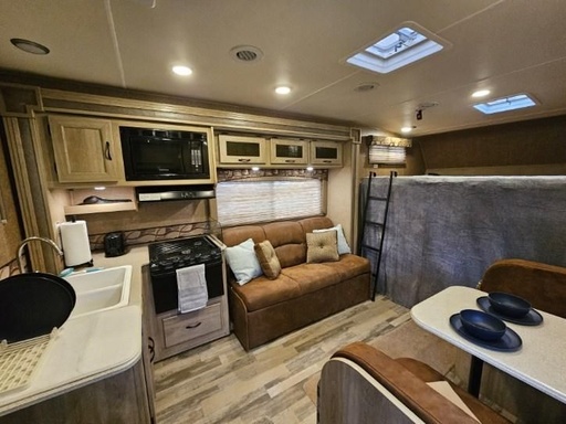 2015 Coachmen Freelander 29KS Class C Motorhome for rent in Branford, CT