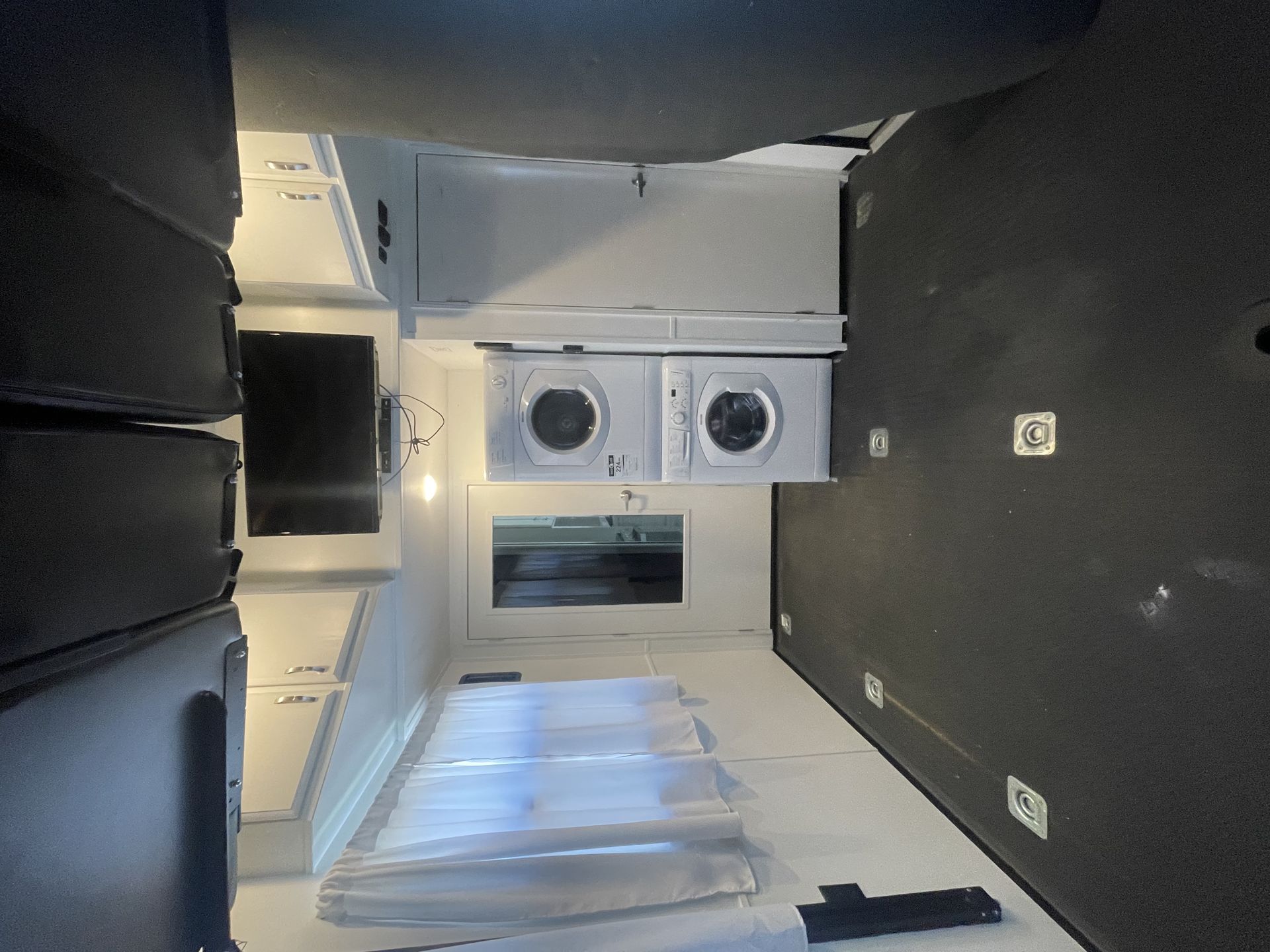 Photo 0 - 2019 Jayco Fifth Wheel rental photo 8