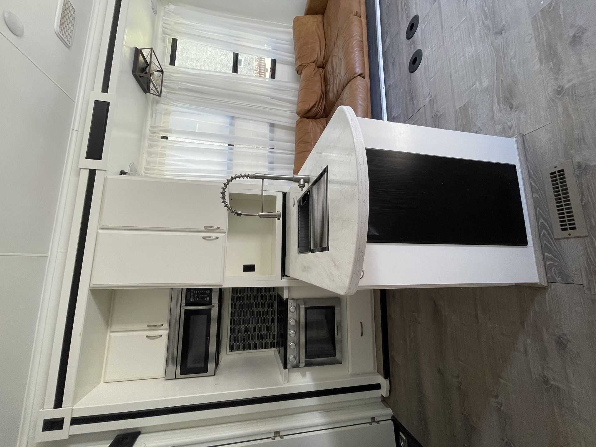 Photo 0 - 2019 Jayco Fifth Wheel rental photo 9