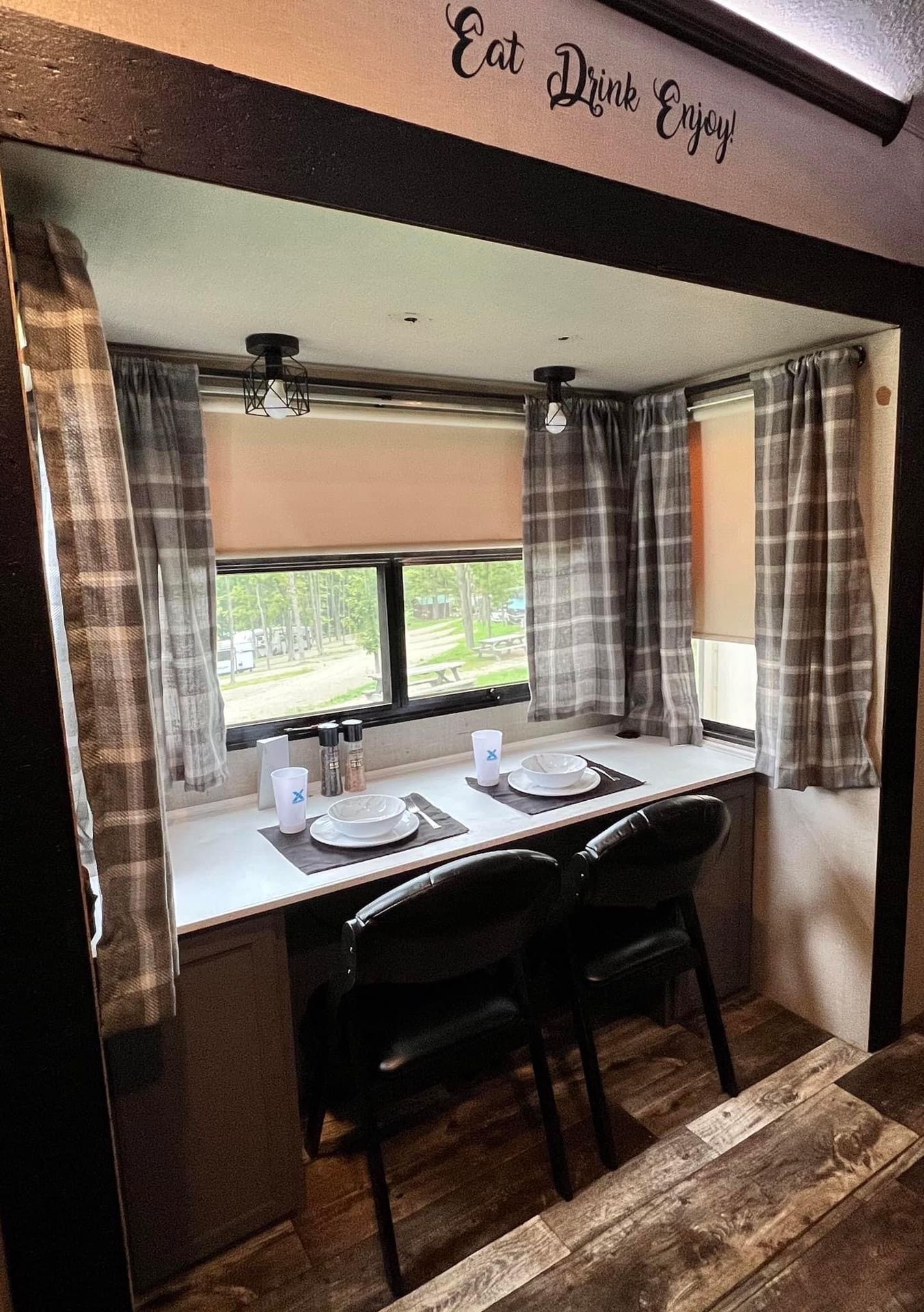 Photo 1 - 2017 Keystone Fifth Wheel rental photo 7