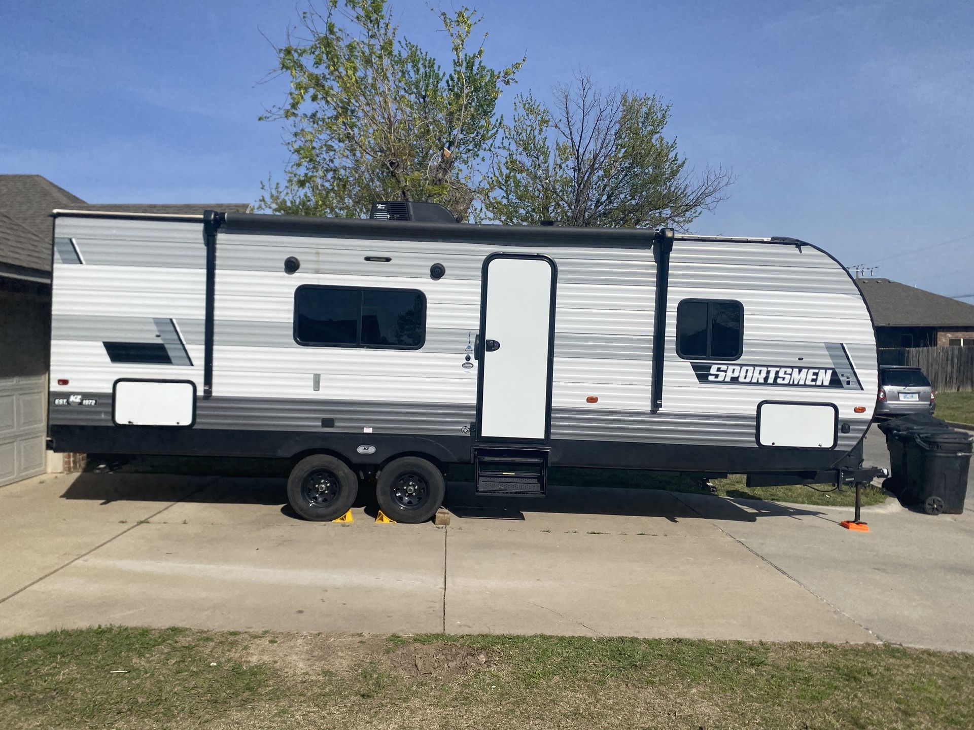 Photo 10 - 2021 K-Z Travel Trailer rental photo 13