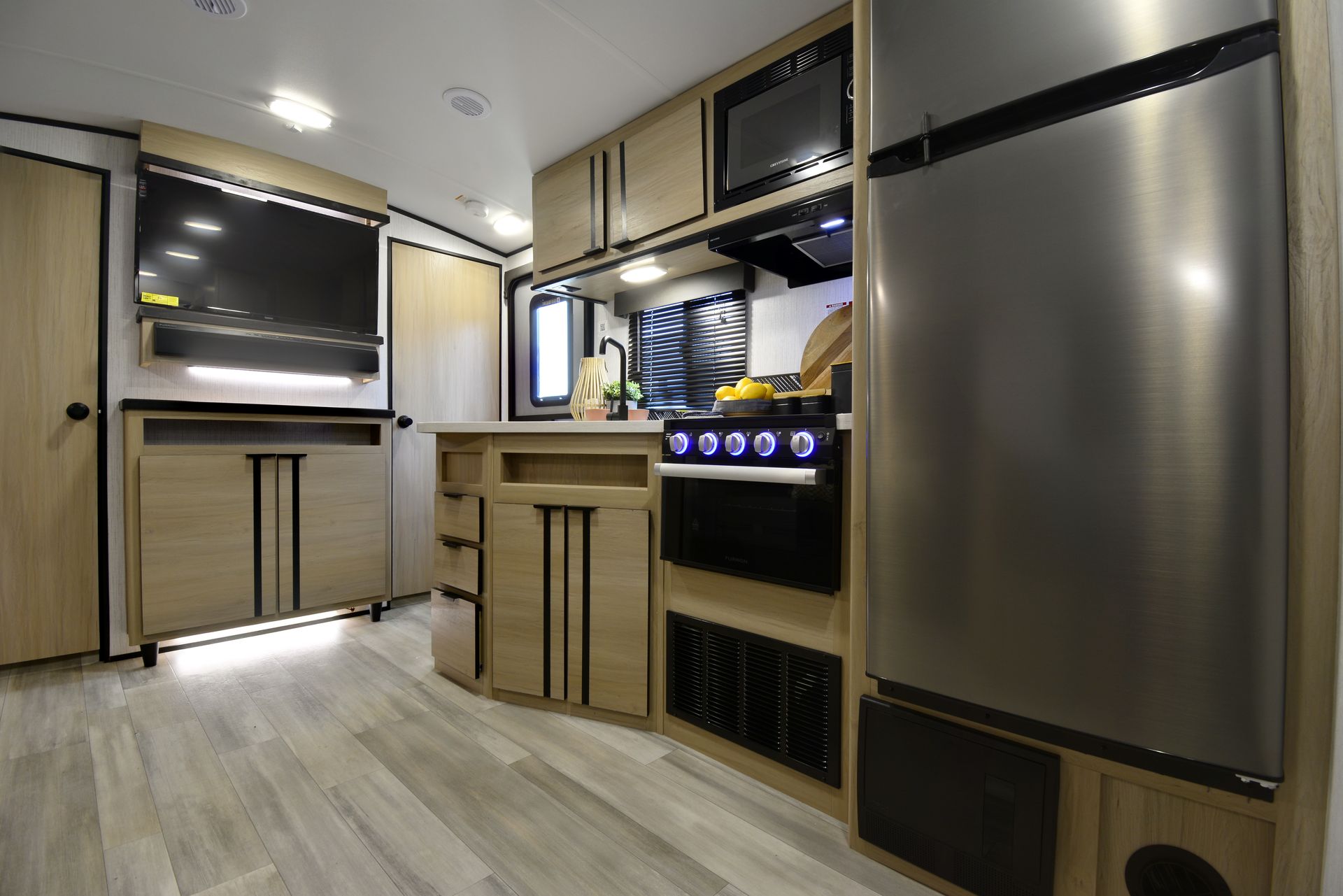 Photo 5 - 2022 Cruiser Rv Travel Trailer rental photo 3