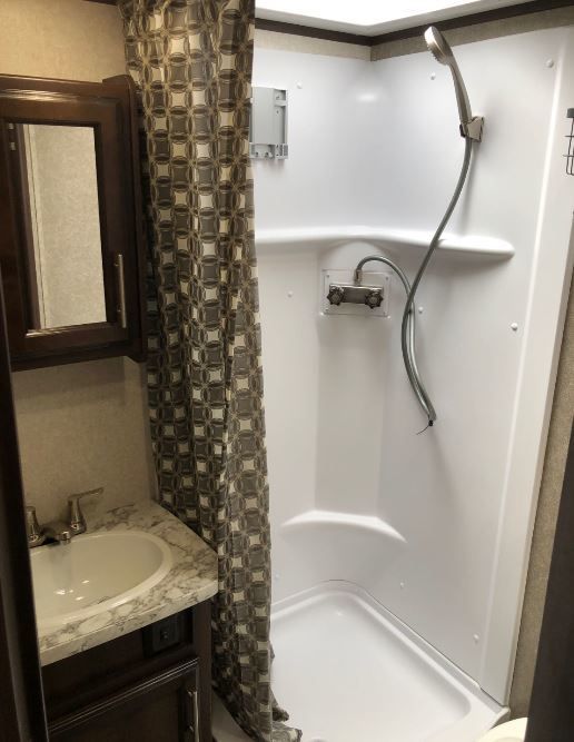 Photo 6 - 2018 Jayco Travel Trailer rental photo 13