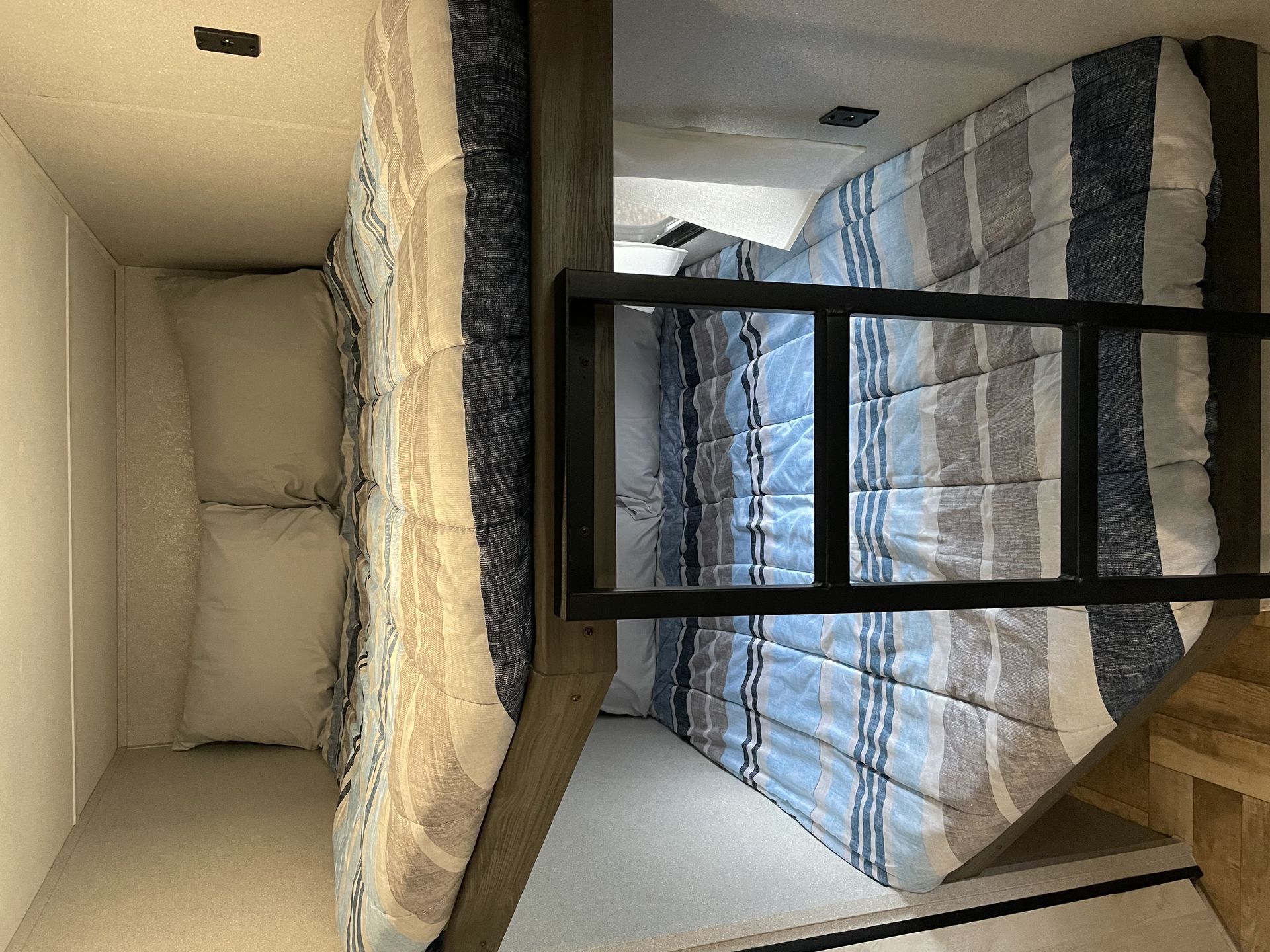 Photo 7 - 2022 Shasta Travel Trailer rental photo 25