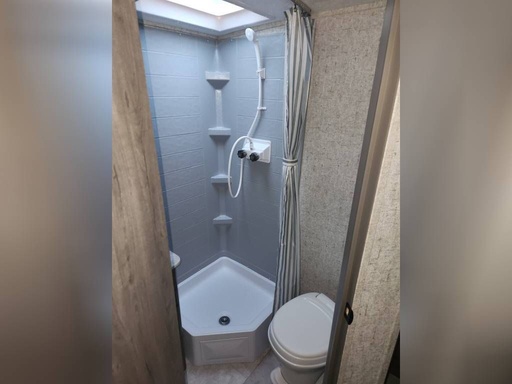 2020 Coachmen FOREST RIVER Coachmen Apex Travel Trailer for rent in Vermilion, OH