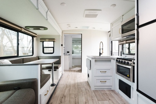 2023 Dutchman Astoria 2903BH Travel Trailer for rent in Grand Junction, CO