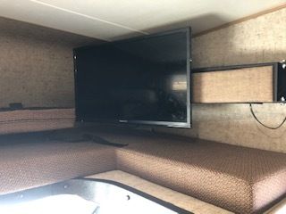 Photo 10 - 2018 Coachmen Class C Motorhome rental photo 12