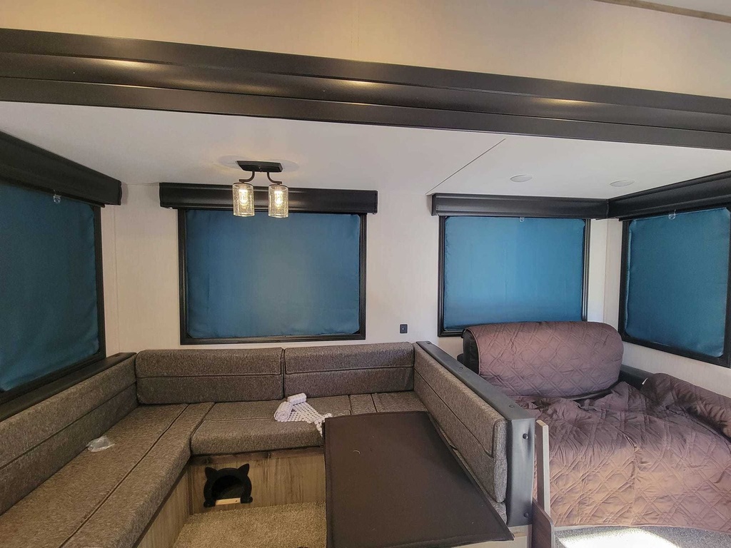 Photo 14 - 2022 Forest River Fifth Wheel rental photo 13