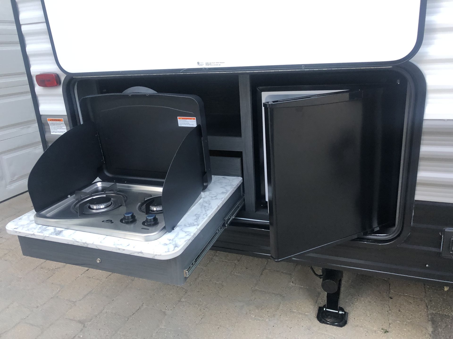 Photo 6 - 2022 Dutchmen Travel Trailer rental photo 11