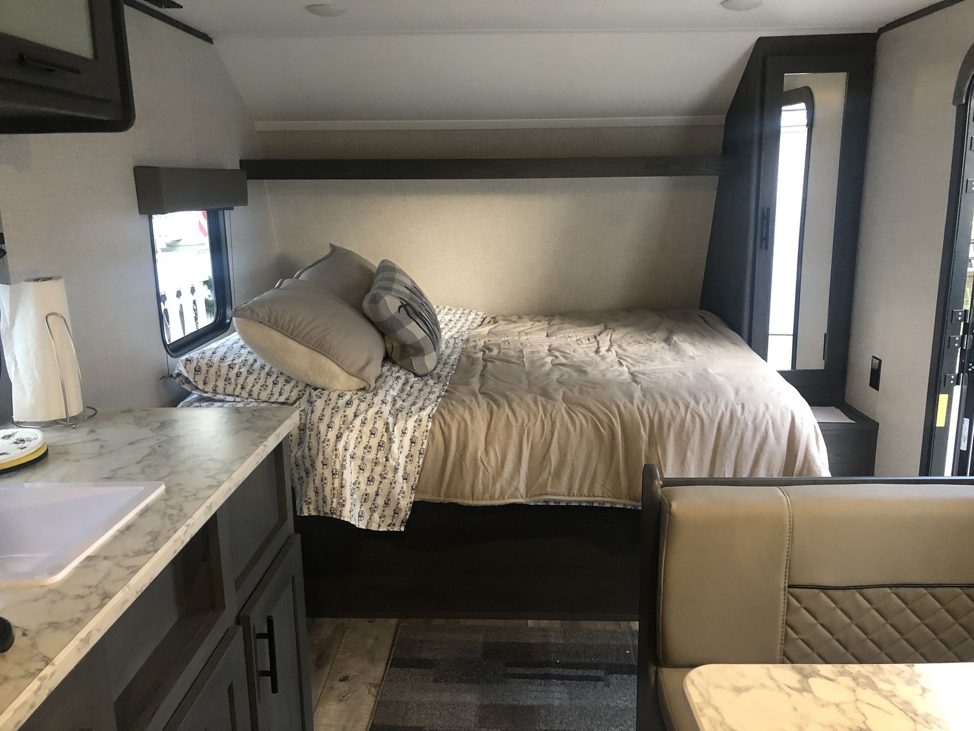 Photo 6 - 2022 Dutchmen Travel Trailer rental photo 12