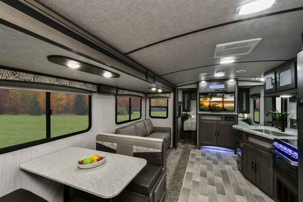 Photo 4 - 2022 Cruiser Rv Travel Trailer rental photo 6